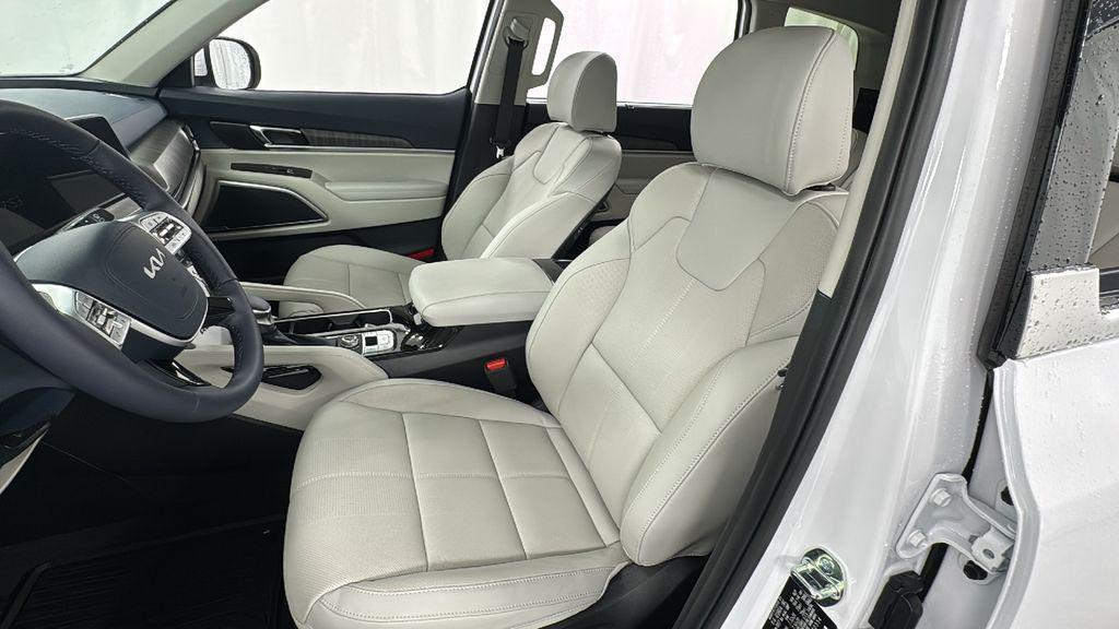 new 2025 Kia Telluride car, priced at $41,928