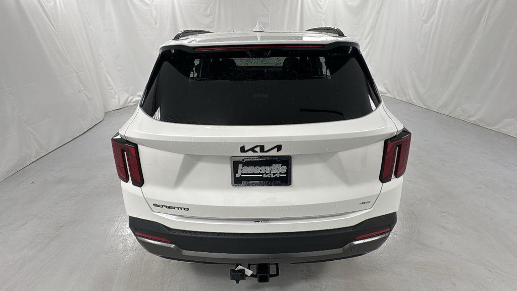 new 2026 Kia Sorento Hybrid car, priced at $44,578