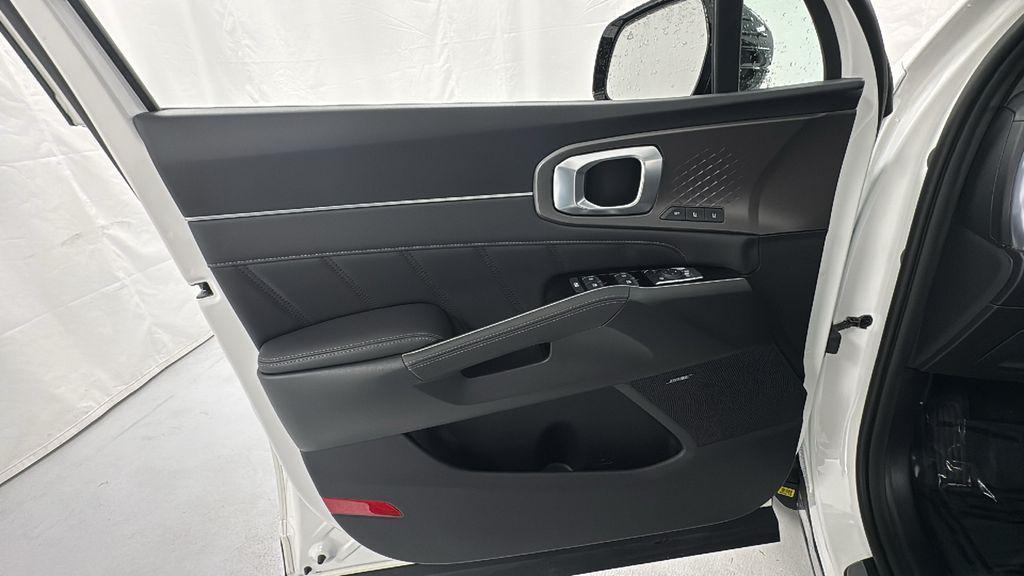 new 2026 Kia Sorento Hybrid car, priced at $44,578