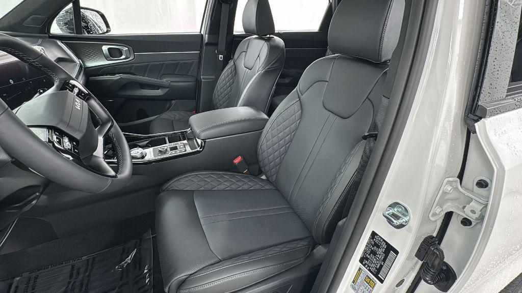 new 2026 Kia Sorento Hybrid car, priced at $44,578