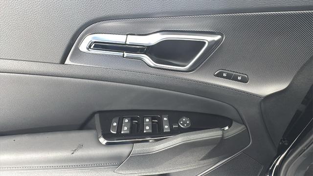 new 2025 Kia Sportage Hybrid car, priced at $34,437