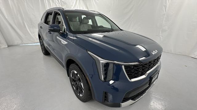 new 2025 Kia Sorento car, priced at $33,187