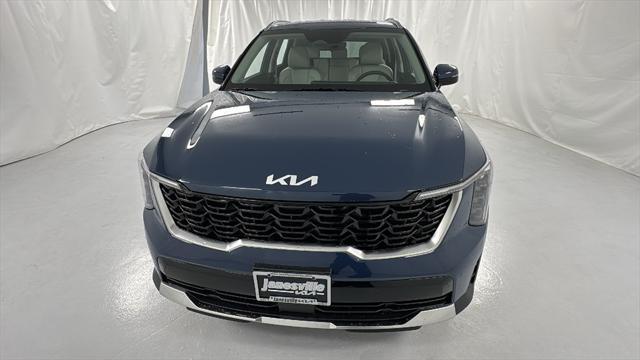 new 2025 Kia Sorento car, priced at $33,187