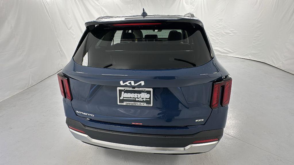 new 2025 Kia Sorento car, priced at $34,487