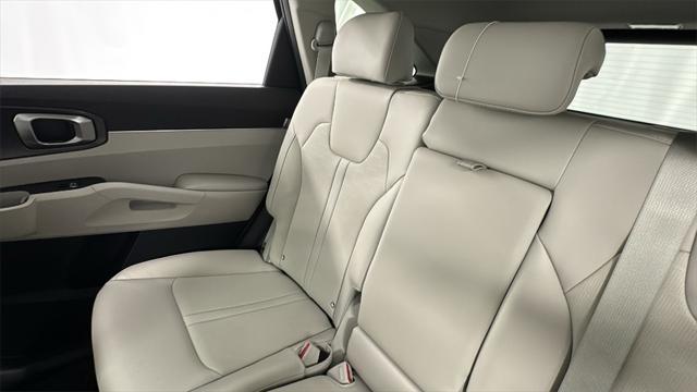 new 2025 Kia Sorento car, priced at $33,187