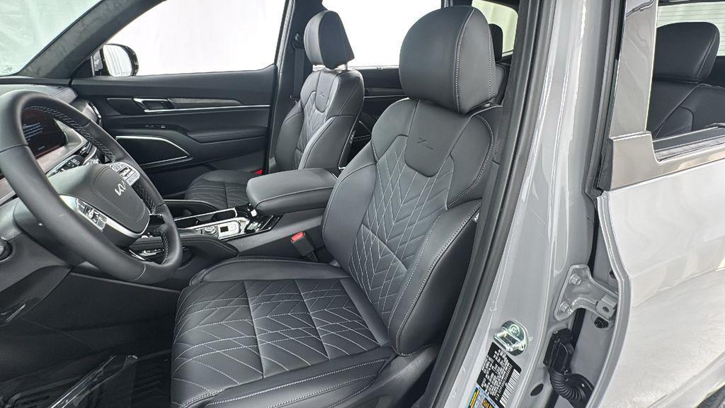 new 2025 Kia Telluride car, priced at $48,978