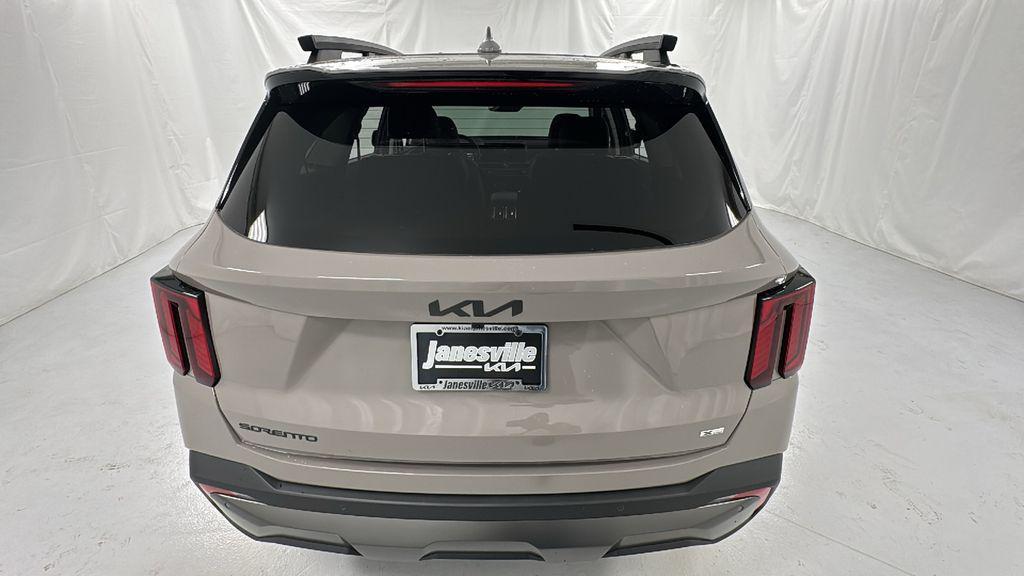new 2025 Kia Sorento car, priced at $38,007