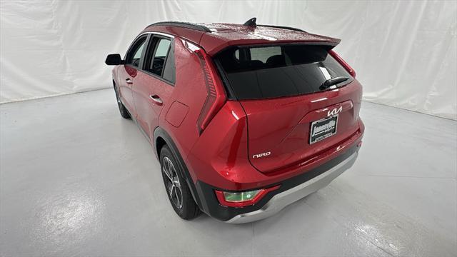 new 2025 Kia Niro car, priced at $27,708