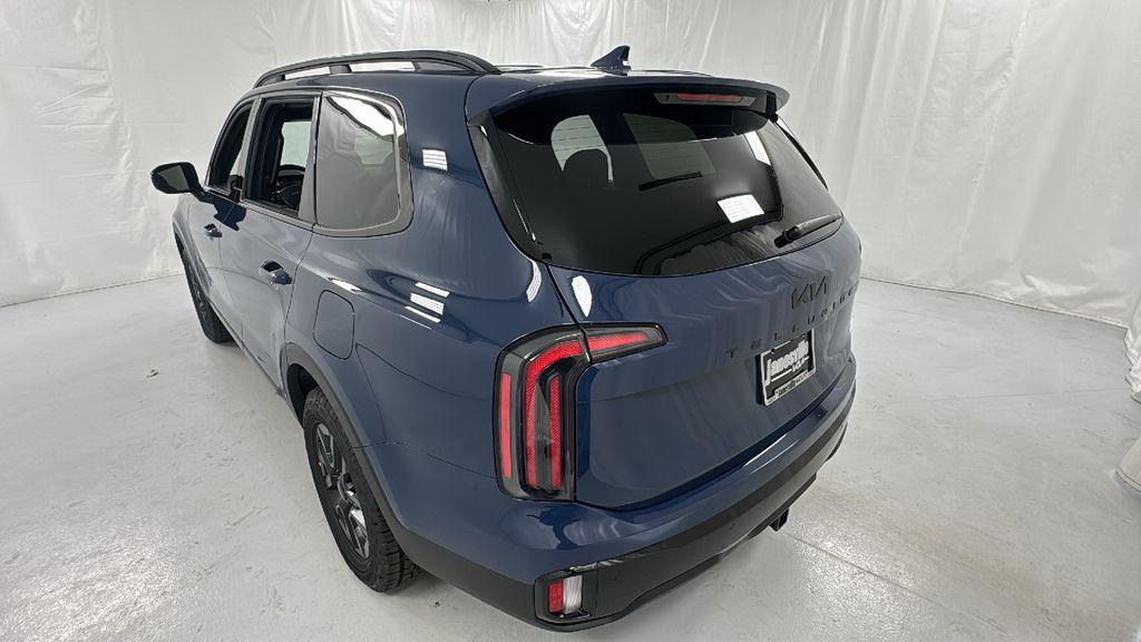 new 2025 Kia Telluride car, priced at $49,878
