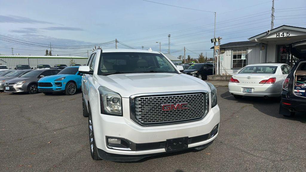 used 2016 GMC Yukon car, priced at $20,995