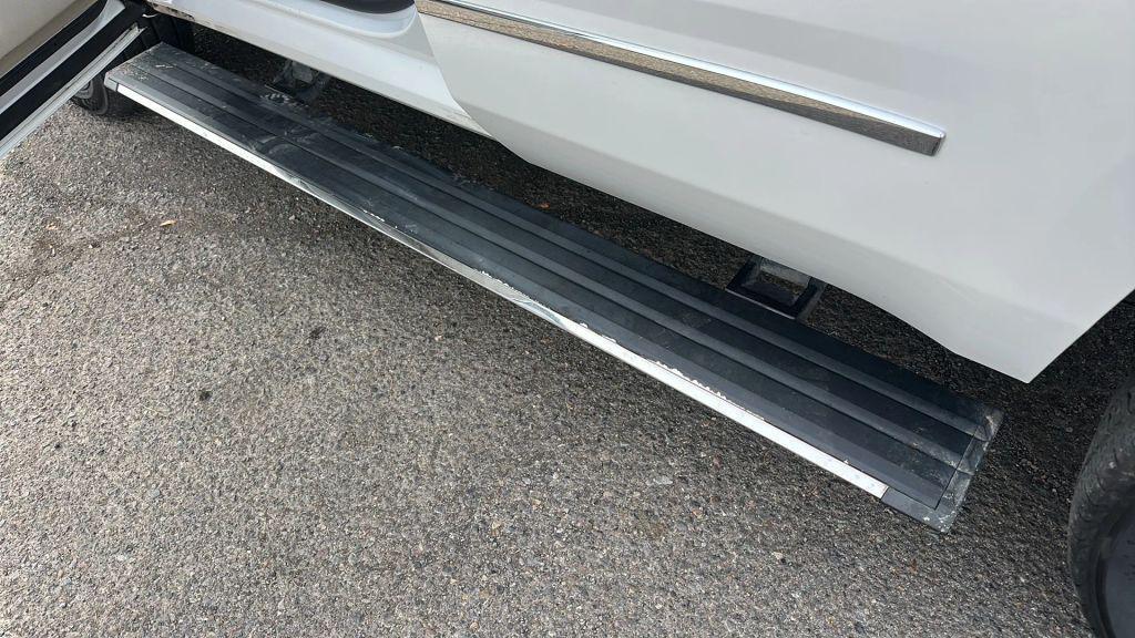 used 2016 GMC Yukon car, priced at $20,995