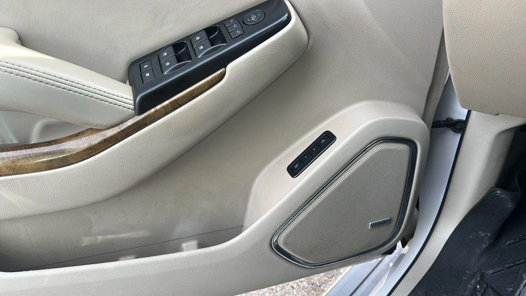 used 2016 GMC Yukon car, priced at $20,995