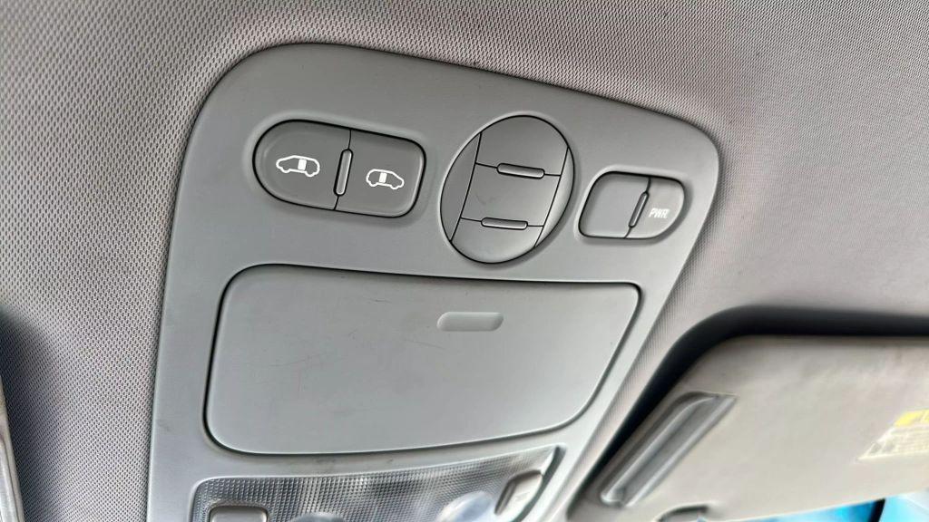 used 2014 Kia Sedona car, priced at $9,995