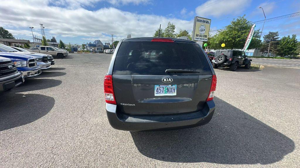 used 2014 Kia Sedona car, priced at $9,995
