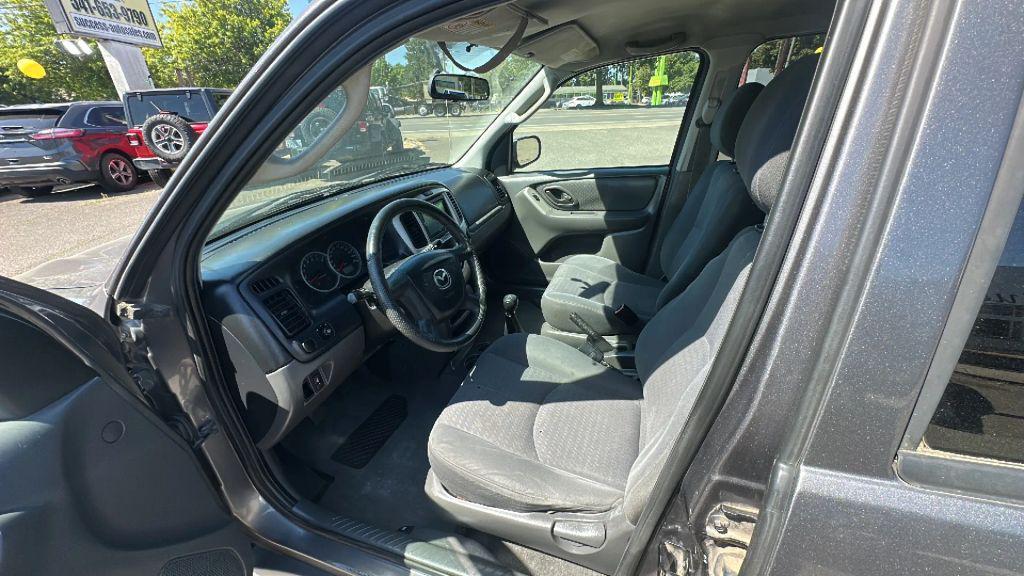 used 2004 Mazda Tribute car, priced at $3,995