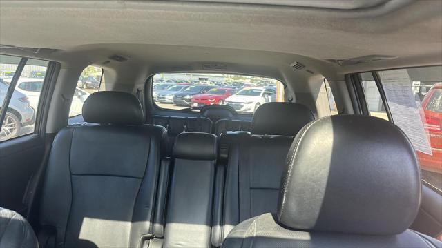 used 2012 Toyota Highlander car, priced at $13,995