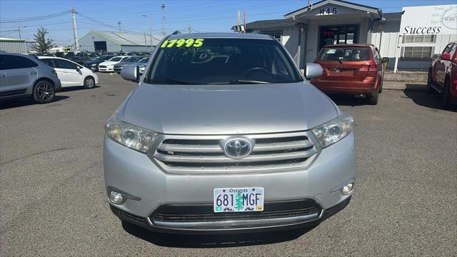 used 2012 Toyota Highlander car, priced at $13,995