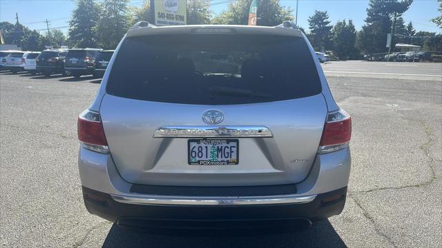 used 2012 Toyota Highlander car, priced at $13,995