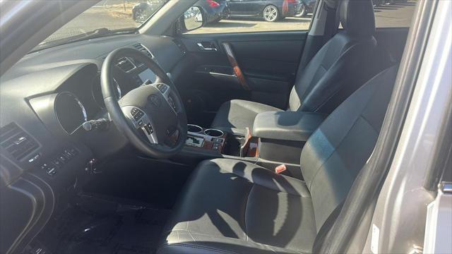 used 2012 Toyota Highlander car, priced at $13,995