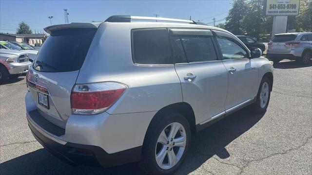 used 2012 Toyota Highlander car, priced at $13,995