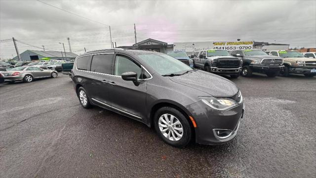 used 2018 Chrysler Pacifica car, priced at $13,995