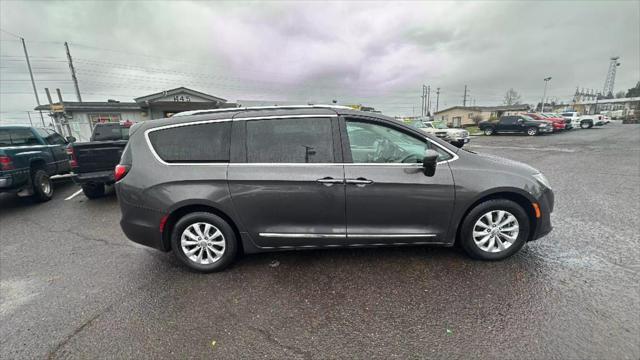 used 2018 Chrysler Pacifica car, priced at $13,995