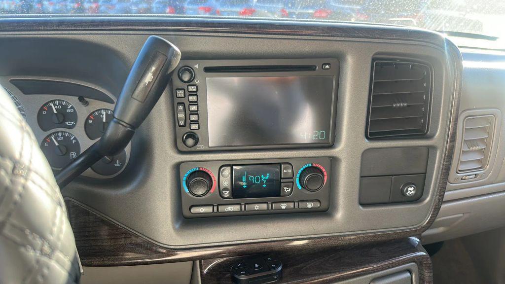 used 2006 GMC Yukon car, priced at $5,995