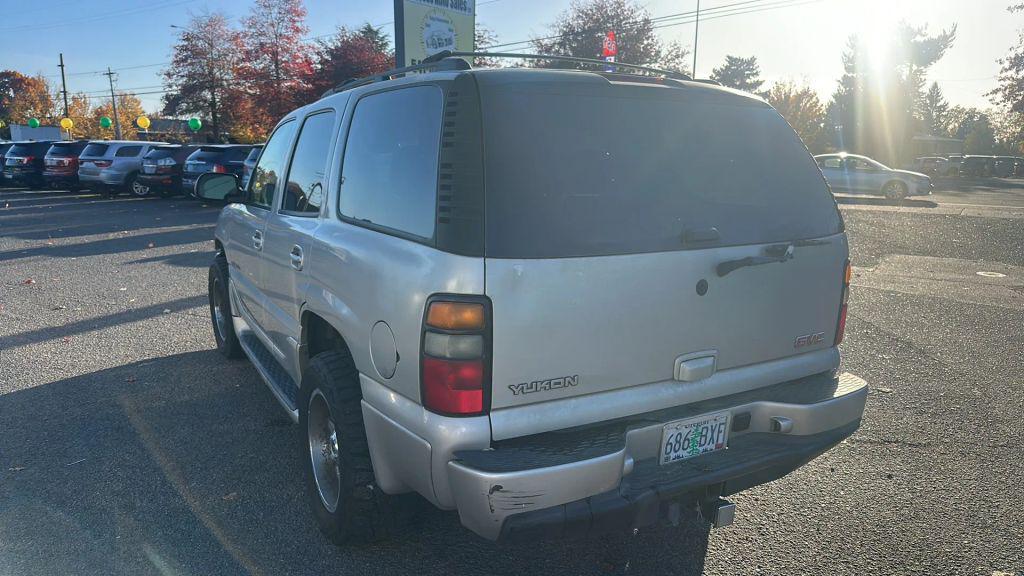 used 2006 GMC Yukon car, priced at $5,995