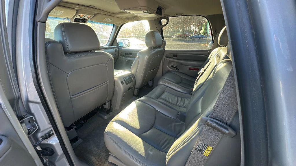 used 2006 GMC Yukon car, priced at $5,995