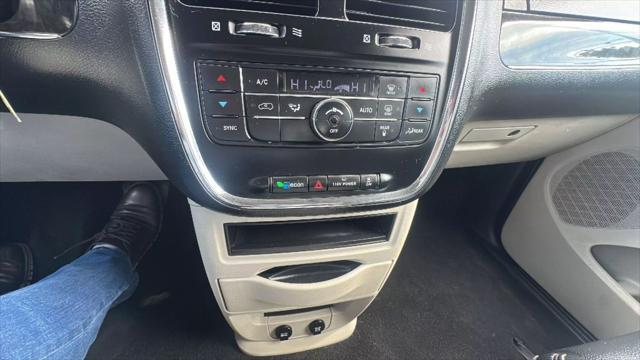 used 2014 Chrysler Town & Country car, priced at $8,995