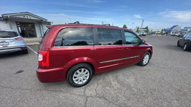 used 2014 Chrysler Town & Country car, priced at $8,995