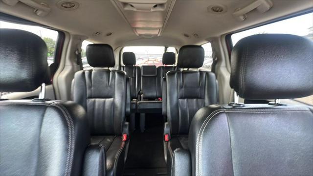 used 2014 Chrysler Town & Country car, priced at $8,995