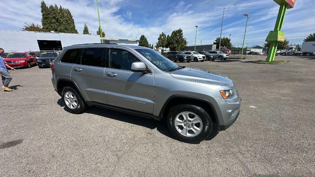 used 2016 Jeep Grand Cherokee car, priced at $13,995