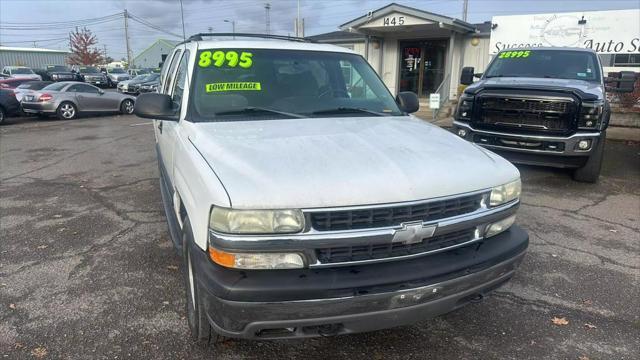 used 2003 Chevrolet Suburban car, priced at $8,995