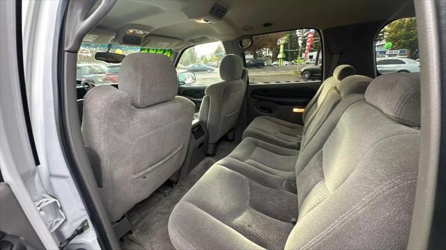 used 2003 Chevrolet Suburban car, priced at $8,995