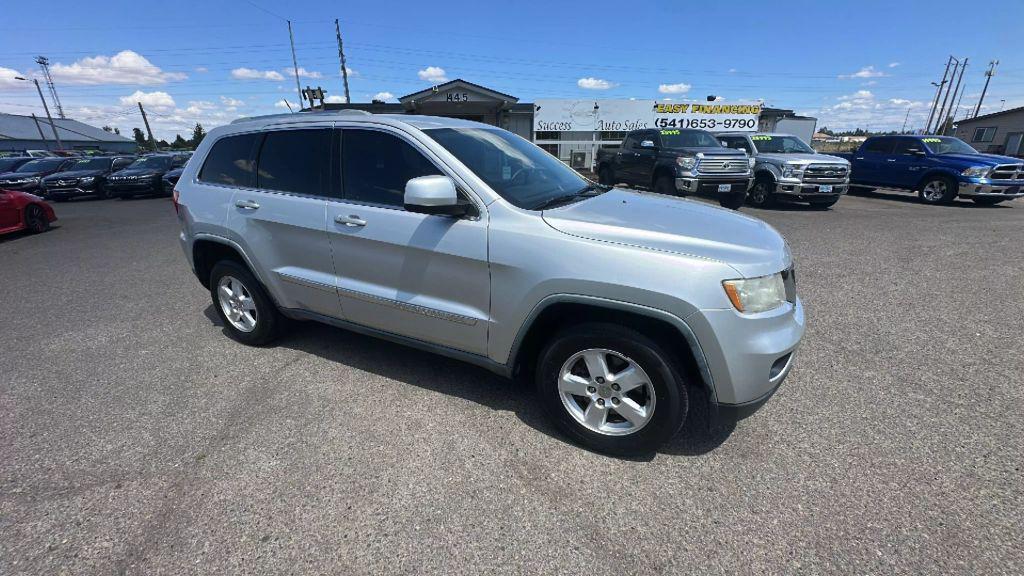 used 2011 Jeep Grand Cherokee car, priced at $5,995