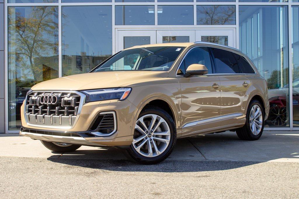 used 2025 Audi Q7 car, priced at $62,888