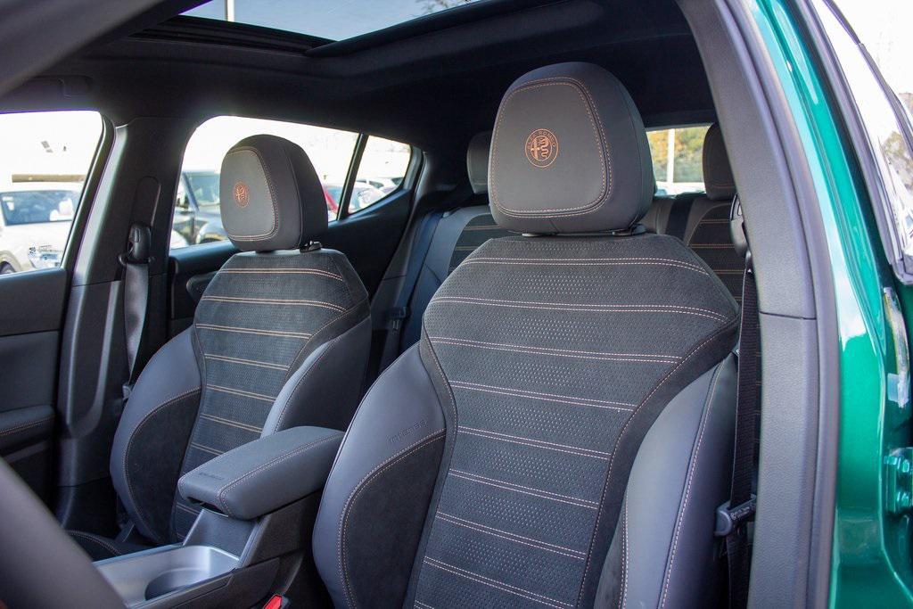 new 2025 Alfa Romeo Tonale car, priced at $49,985