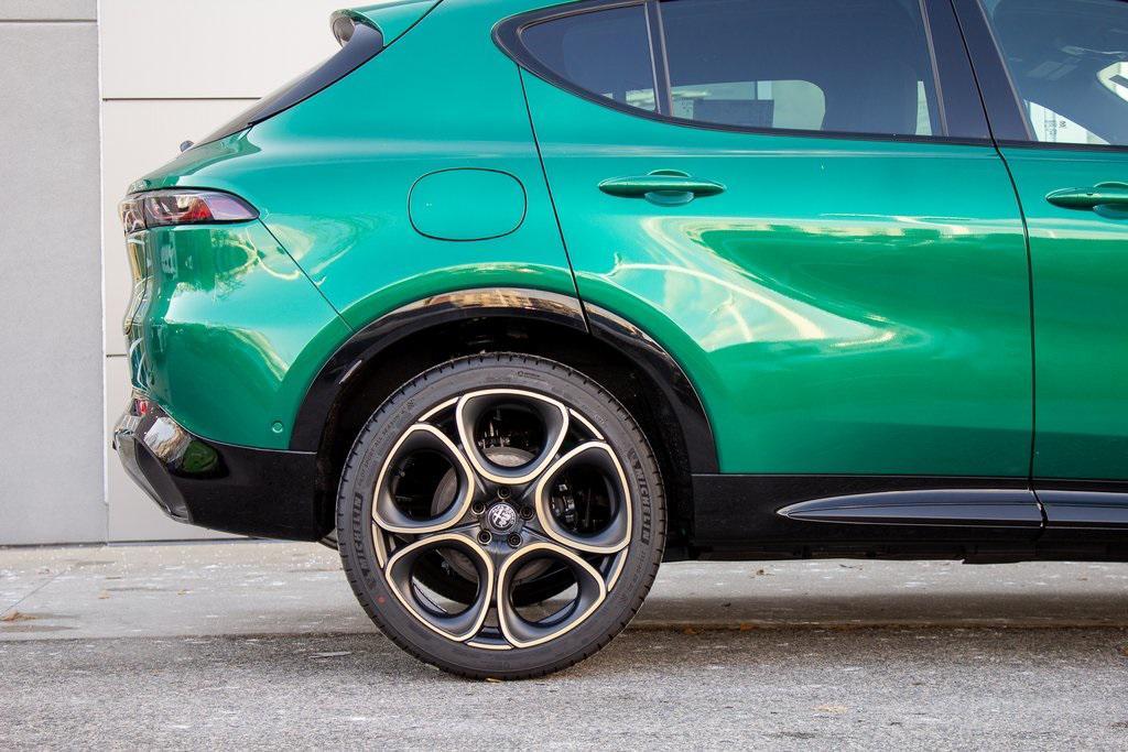 new 2025 Alfa Romeo Tonale car, priced at $49,985