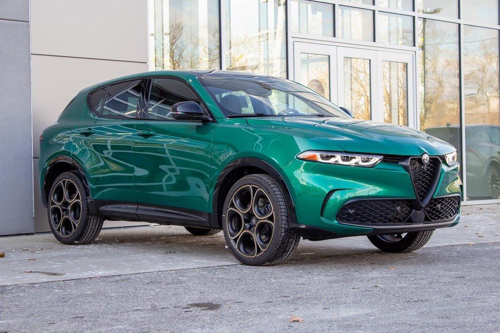 new 2025 Alfa Romeo Tonale car, priced at $49,985