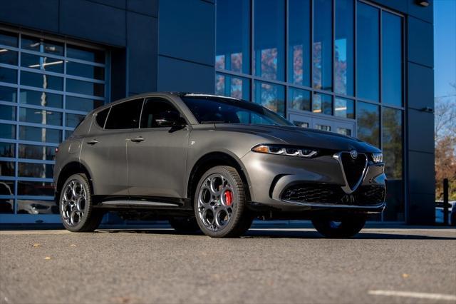 new 2024 Alfa Romeo Tonale car, priced at $50,300