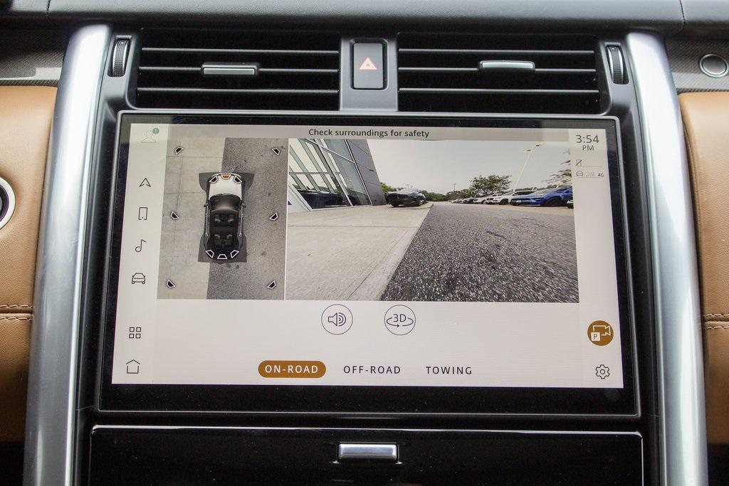 used 2024 Land Rover Discovery car, priced at $55,900