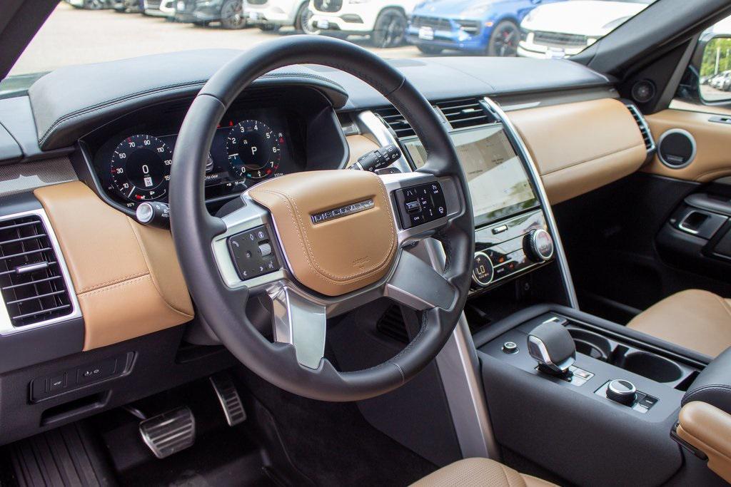 used 2024 Land Rover Discovery car, priced at $55,900