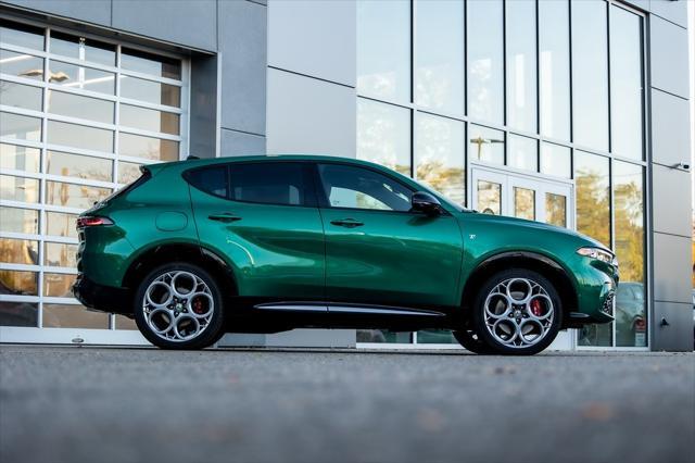 new 2024 Alfa Romeo Tonale car, priced at $54,340