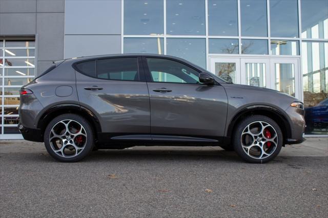 new 2025 Alfa Romeo Tonale car, priced at $55,625