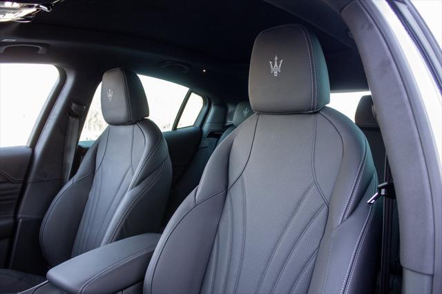 new 2025 Maserati Grecale car, priced at $78,900