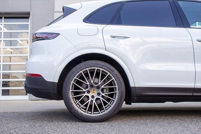 used 2022 Porsche Cayenne car, priced at $76,900