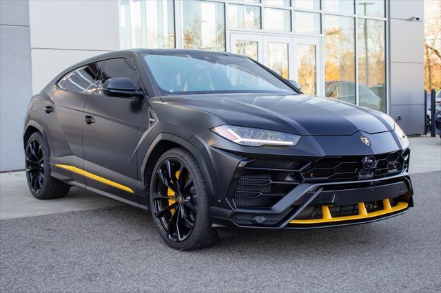 used 2021 Lamborghini Urus car, priced at $229,900