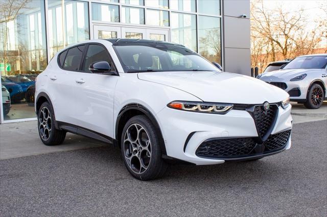 new 2025 Alfa Romeo Tonale car, priced at $41,680