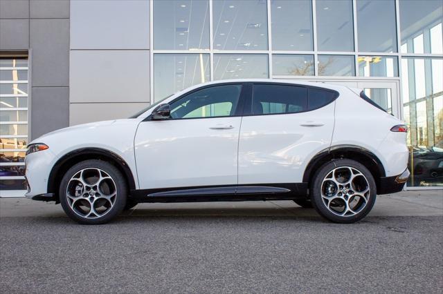 new 2025 Alfa Romeo Tonale car, priced at $41,680